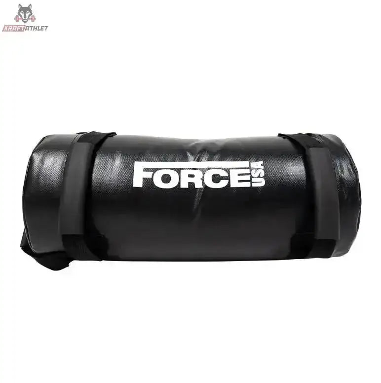Force USA Endurance Core Bag 10 kg Sandbag in der Variante 20 kg, schwarzer Sandsack liegend, Seitenansicht