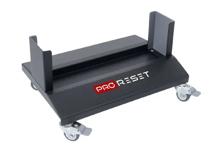 ProReset Ständer für ProRed und ProRed Max in Schwarz mit Transportrollen, Schrägansicht