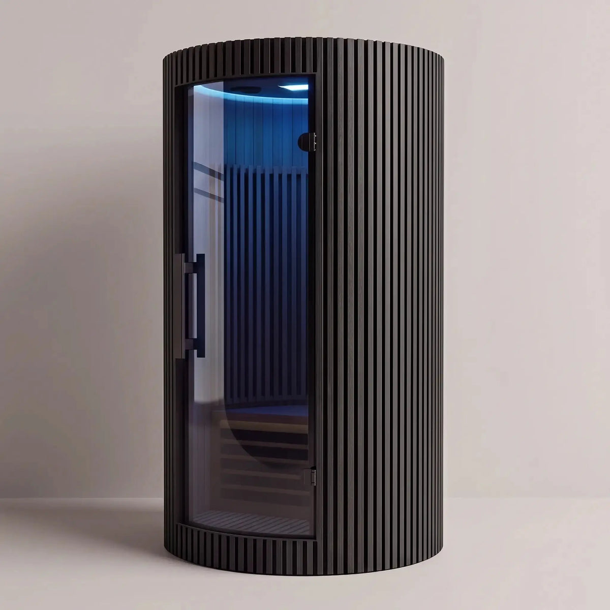 Swedish Cold Sanctuary Solo Infrarotsauna in Schwarz vor heller Wand, blaue Innenbeleuchtung