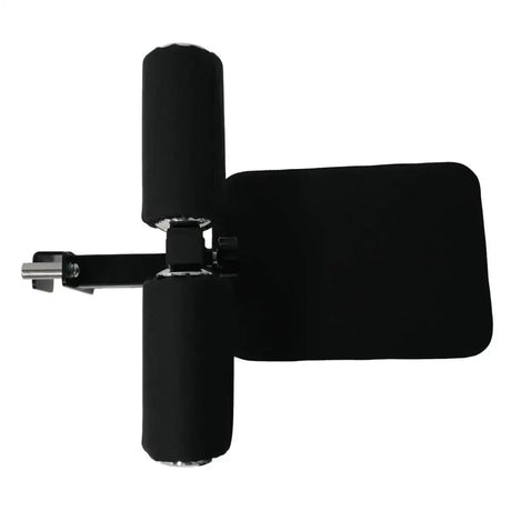 Force USA Lateral Row Seat angebracht an einem G12 All-In-One Trainer für Ruderübungen.