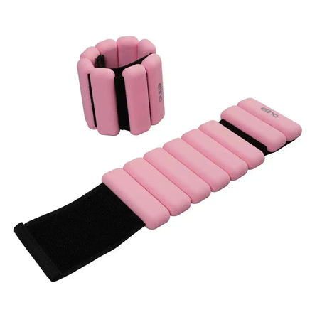 Elina Pilates verstellbares Gewicht 1 kg für Handgelenk und Knöchel in Rosa, geschlossene Manschette über einem offenen Band, Schrägansicht