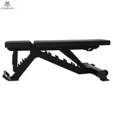 Force USA Pro Series FID Bench Hantelbank in Schwarz, flach eingestellt, Seitenansicht