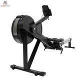 Force USA R3 Air Rower in Schrägansicht mit Blick auf Luftrad und Standfuß