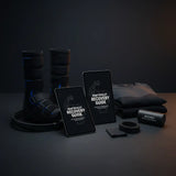 Kraftathlet Recovery Guide E-Book auf Tablet und Smartphone, dunkle Szene mit Recovery-Boots und Zubehör