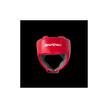 SportCom Boxhelm aus Leder in Rot, leicht seitliche Frontansicht mit Wangenschutz, schwarzer Hintergrund