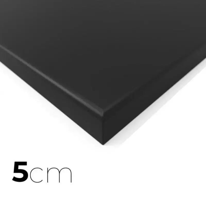SportCom MMA-Tatami Glattfinish 1 × 1 m, 5 cm, glatte Unterseite, Eckansicht der schwarzen Matte, 2 × 1 m