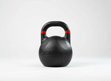 Younix Competition Kettlebell Full Set, einzelne schwarze Kettlebell mit rotem Griffband auf hellem Hintergrund